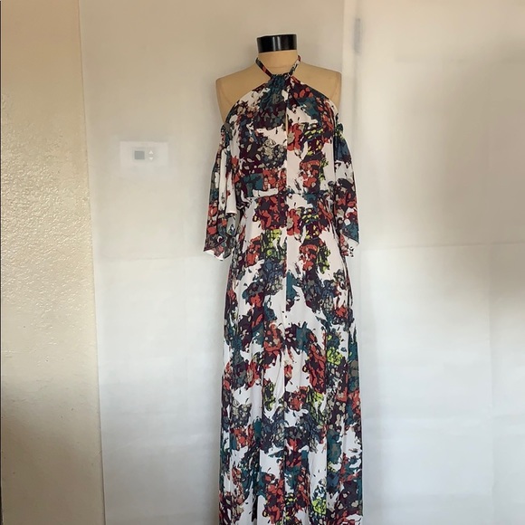 BCBGMaxAzria Dresses & Skirts - GCBG MAXAZRIA Kelley Floral Halter Gown Si…